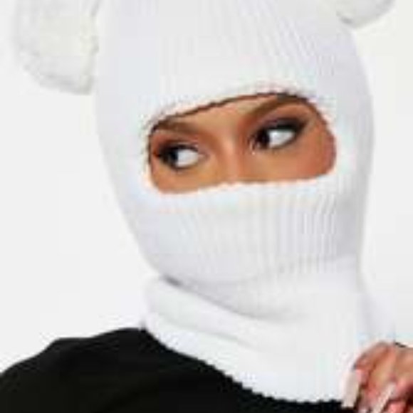 Fashion Nova Accessories - - Beary Mysterious Balaclava **off white**New**